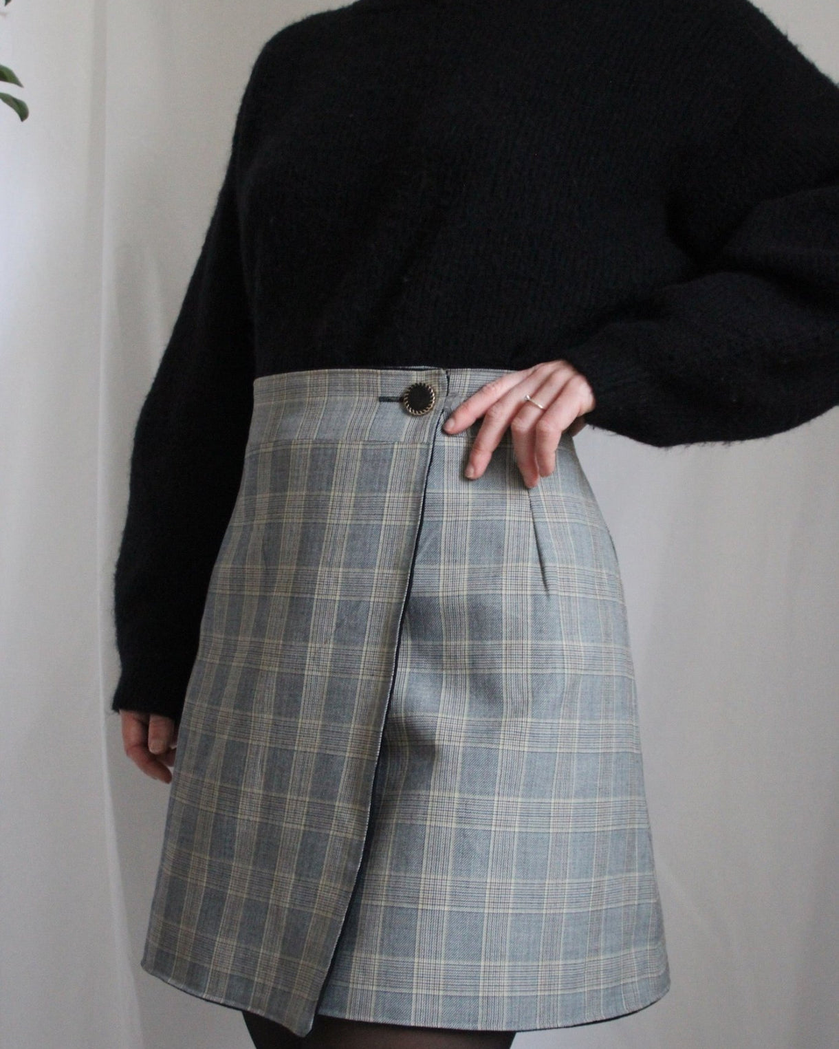 Jupe Per Una UK Taille 14 - Couleur Gris Noir, Longueur 33 Pouces, Occasion Très Bon état